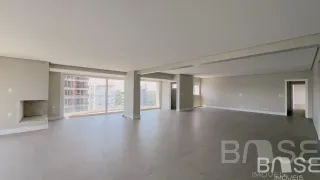 Apartamento com 3 dormitórios, foto 1