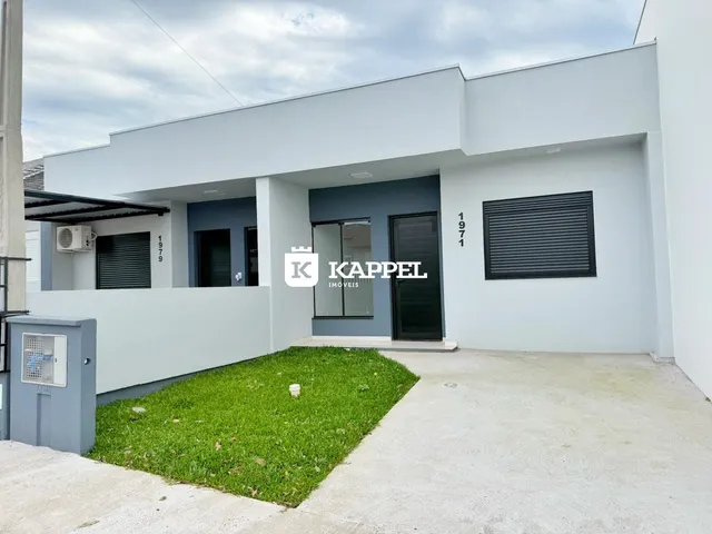 Casa geminada com 2 dormitórios