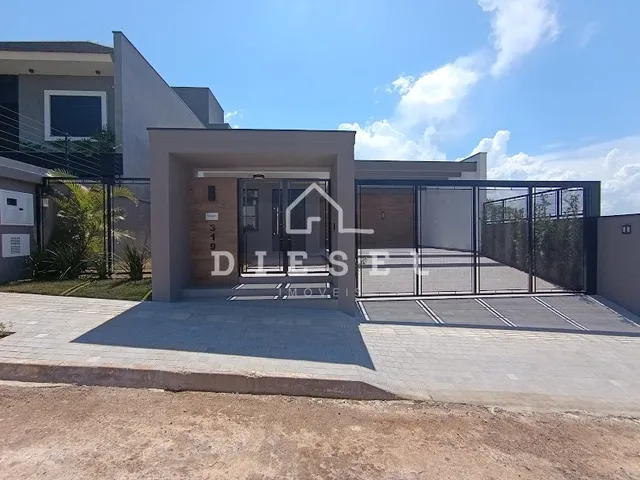 Casa com 3 dormitórios