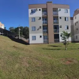 Fachada de um prédio residencial em Lajeado, Brasil.