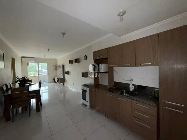 Apartamento com 3 dormitórios, foto 2