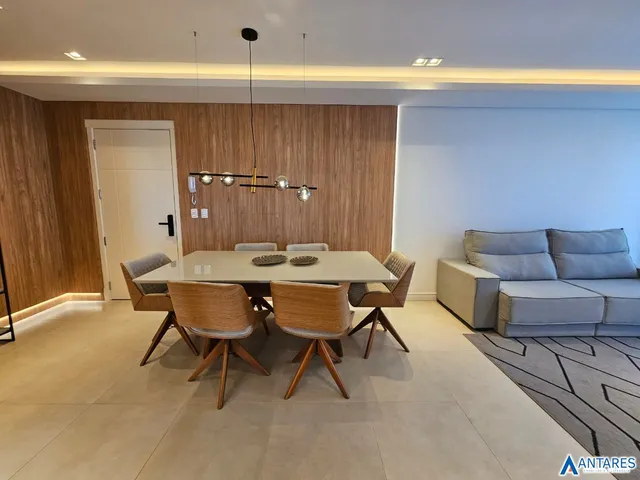 Apartamento com 2 dormitórios, foto 3