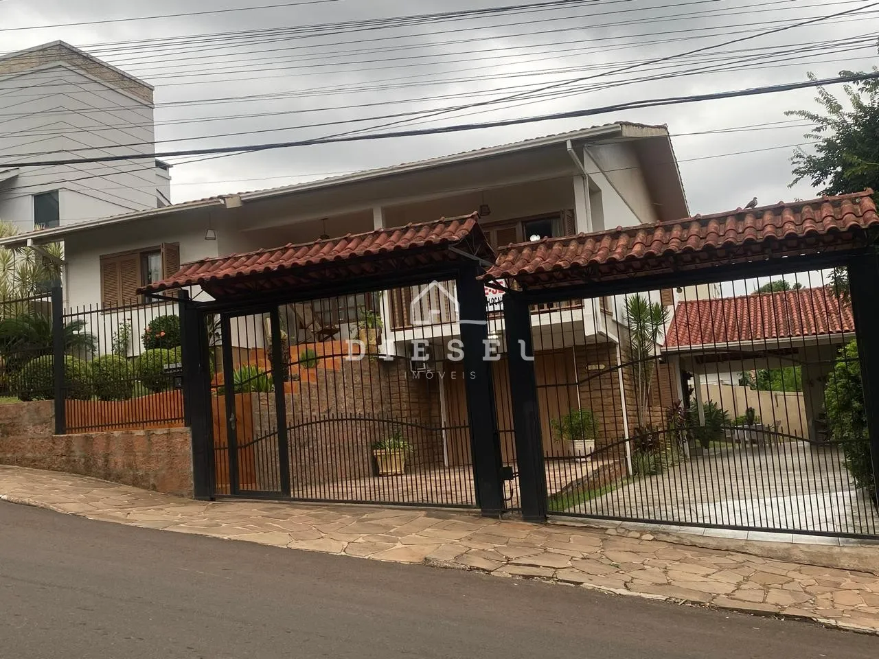 Casa com 3 dormitórios, foto 1