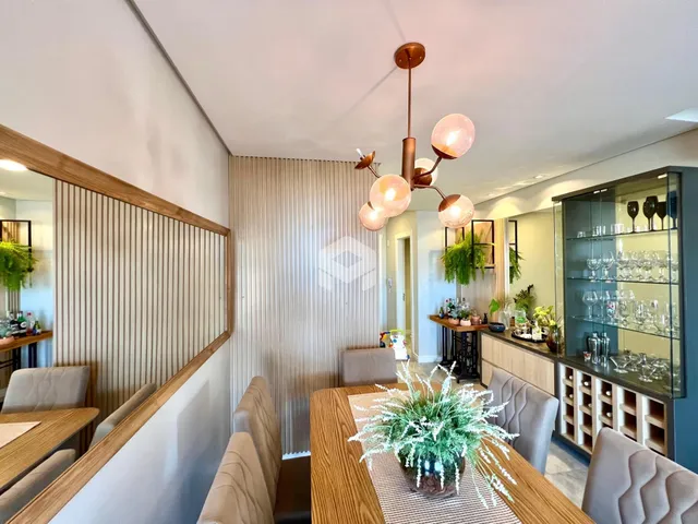 Apartamento com 3 dormitórios