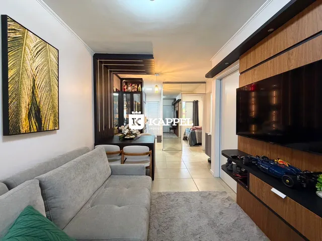Casa geminada com 2 dormitórios