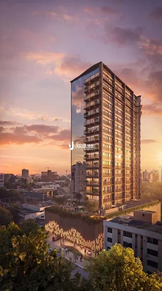 Fachada de um edifício alto com vista ao pôr do sol em Lajeado.