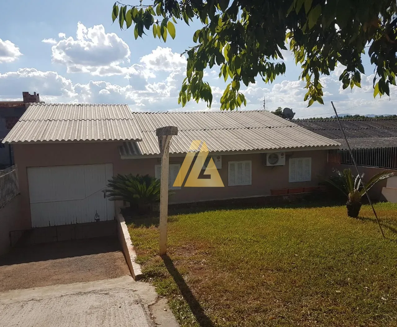 Casa com 3 dormitórios, foto 1