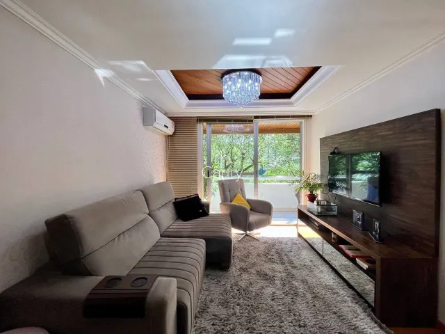 Apartamento com 3 dormitórios