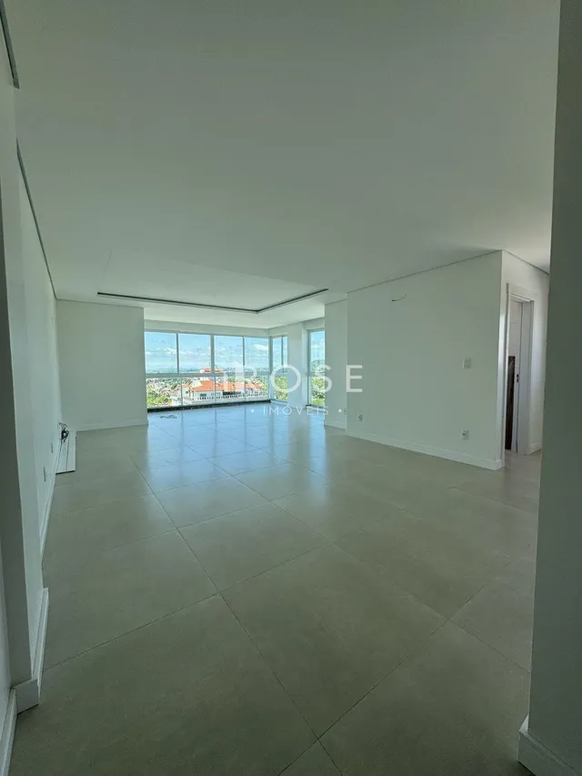 Apartamento com 3 dormitórios
