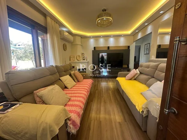 Casa com 3 dormitórios
