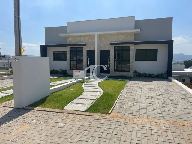 Casa geminada com 2 dormitórios, foto 2