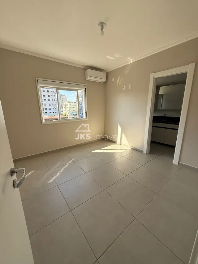 Apartamento com 2 dormitórios, foto 3