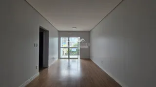 Apartamento com 2 dormitórios, foto 6