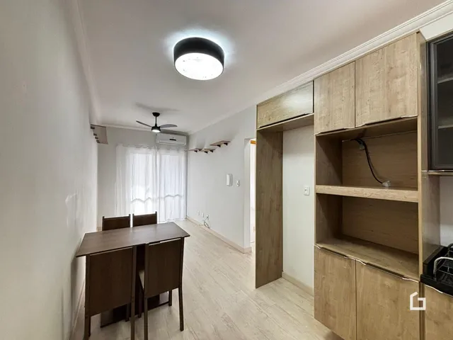 Apartamento com 2 dormitórios