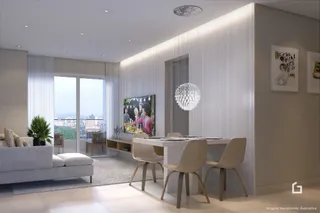 Sala de estar com vista para a cidade.