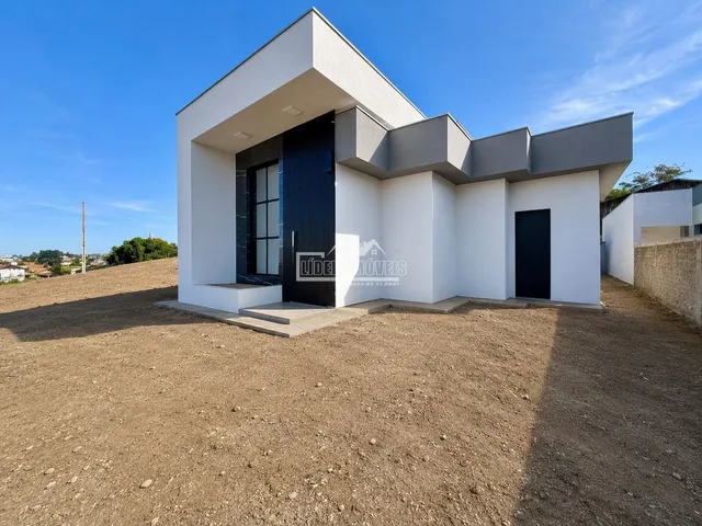 Casa com 2 dormitórios