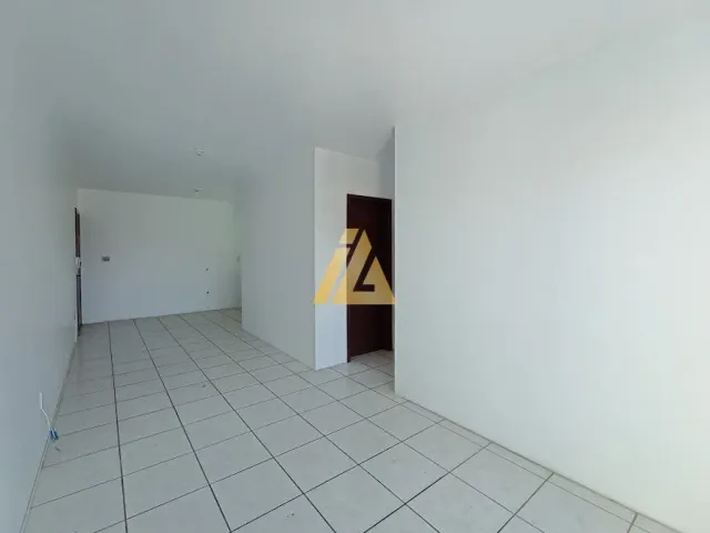 Apartamento com 2 dormitórios, foto 3