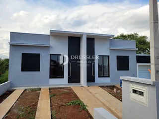 Casa geminada com 2 dormitórios, foto 1