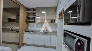 Apartamento com 2 dormitórios, foto 4