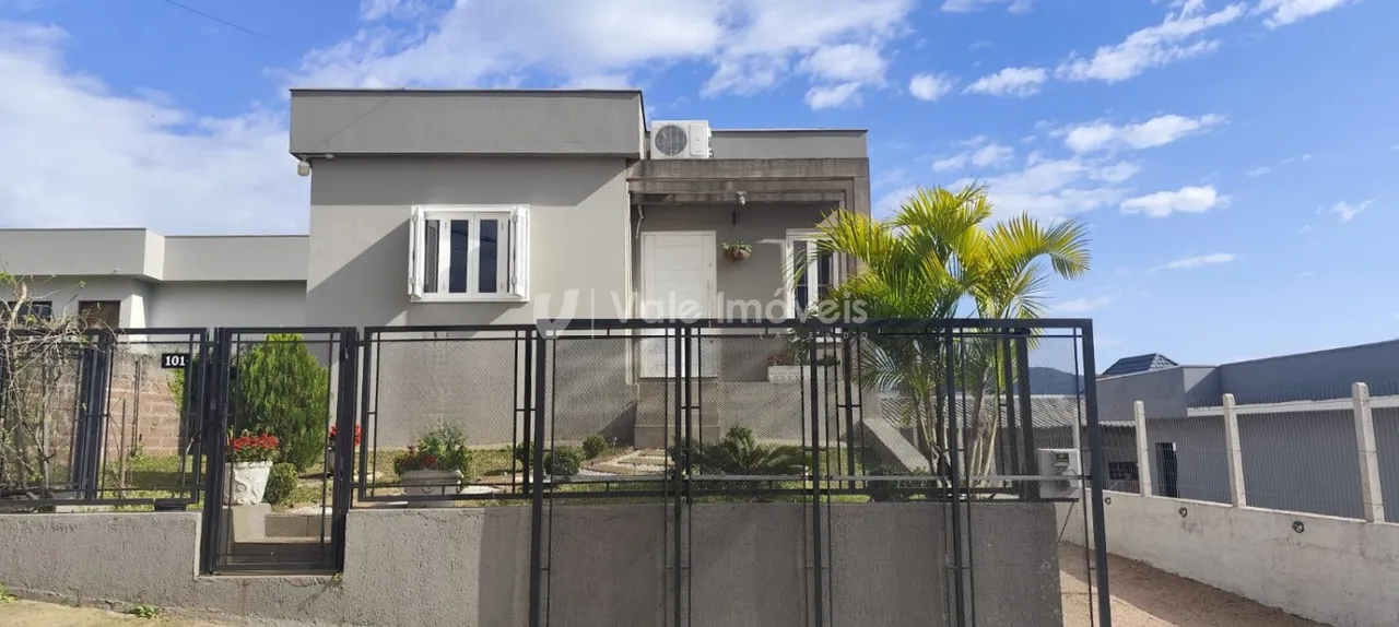 Casa com 2 dormitórios, foto 1
