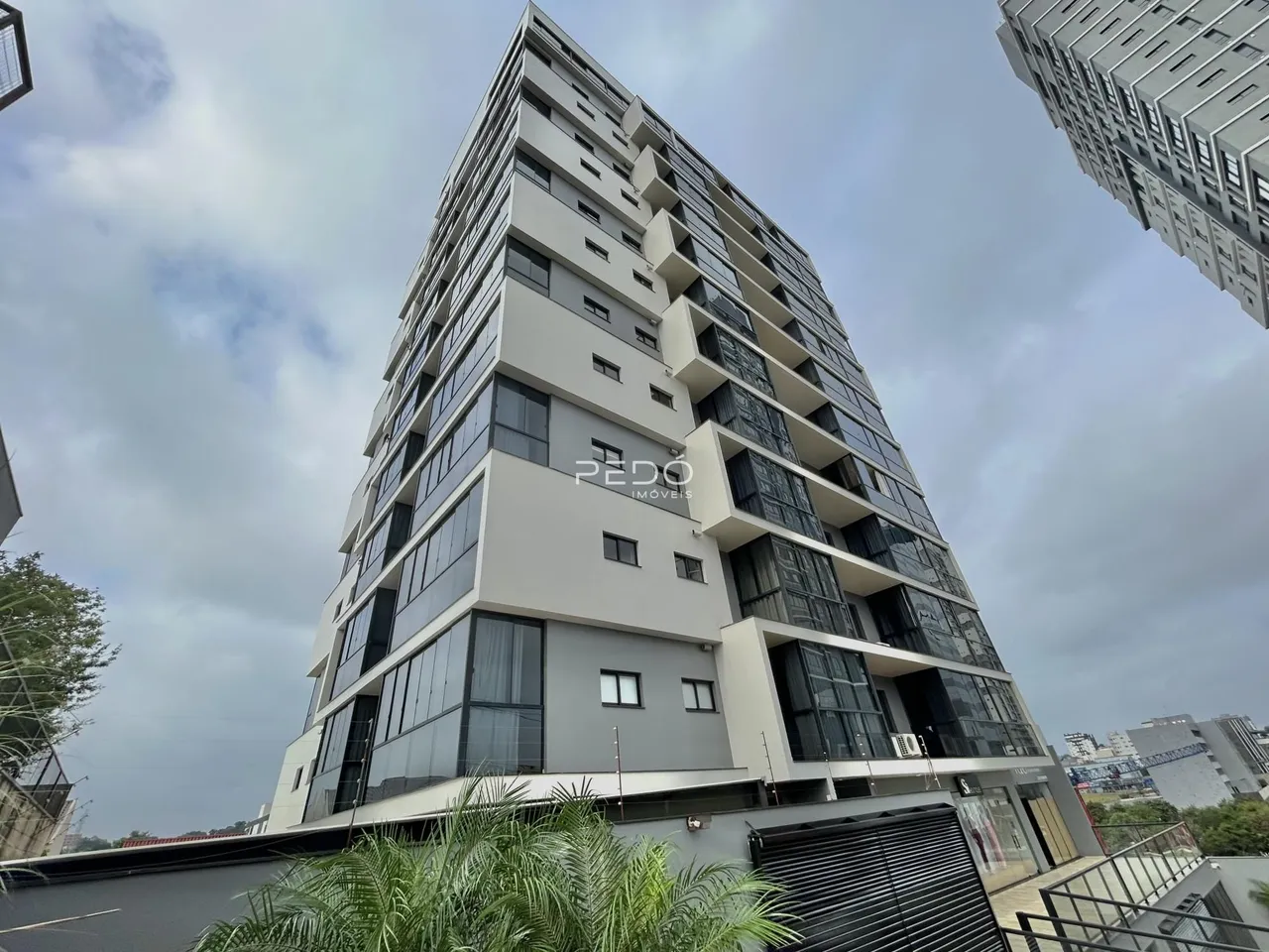 Fachada de um edifício residencial moderno em Lajeado.