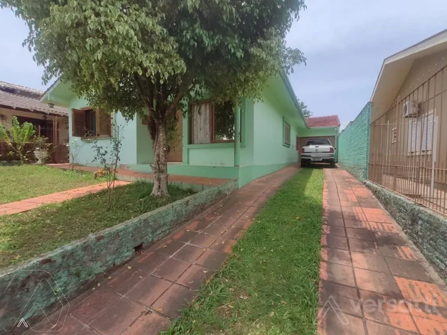 Casa com 4 dormitórios