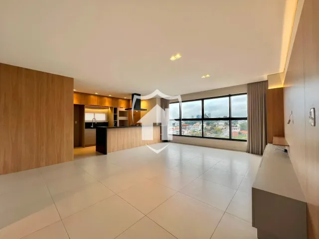 Apartamento com 3 dormitórios