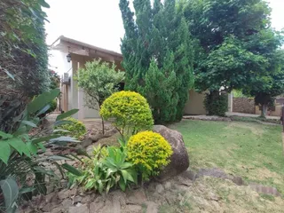 Casa com 5 dormitórios, foto 2
