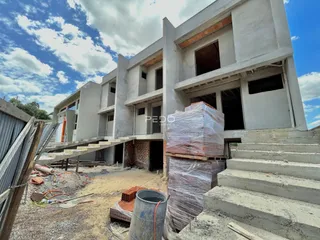 Fachada de um imóvel em construção em Lajeado, Brasil.