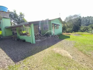 Foto da fachada de uma casa em Lajeado, Brasil.