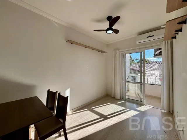 Apartamento com 2 dormitórios, foto 2