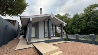 Casa com 3 dormitórios, foto 2
