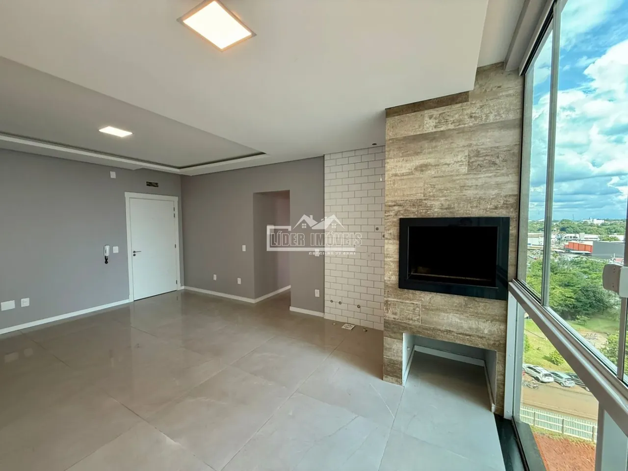 Apartamento com 2 dormitórios, foto 1