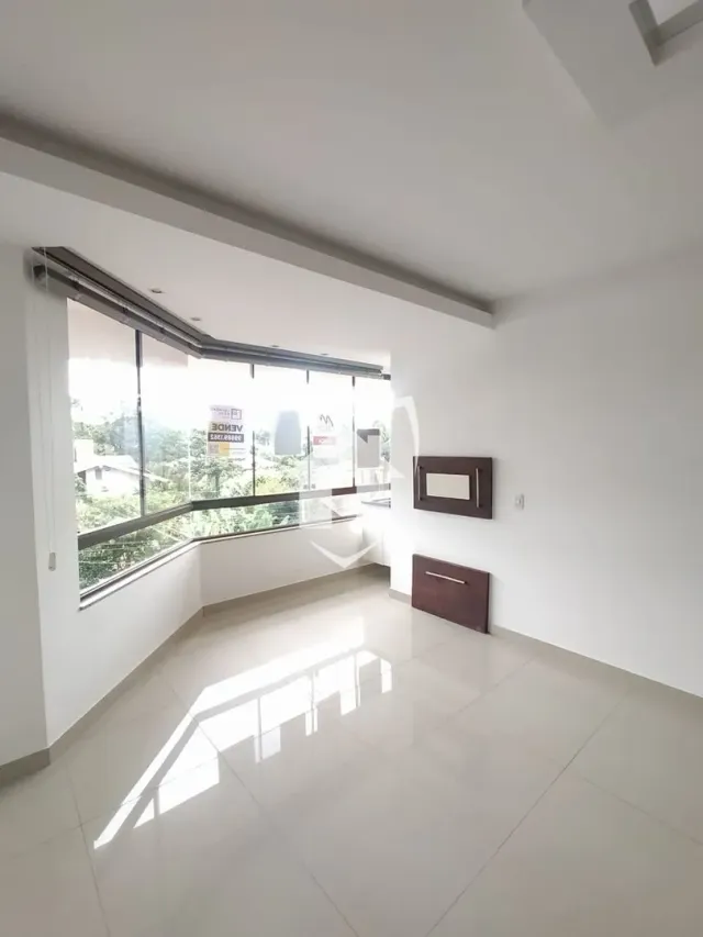 Apartamento com 3 dormitórios, foto 3