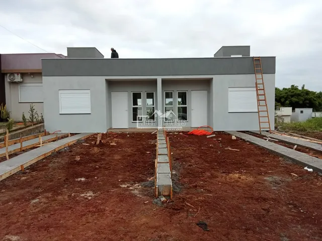 Fachada de uma casa em construção em Lajeado, Brasil.
