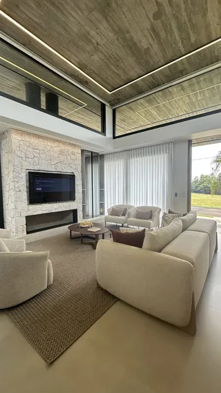 Casa com 4 dormitórios, foto 4