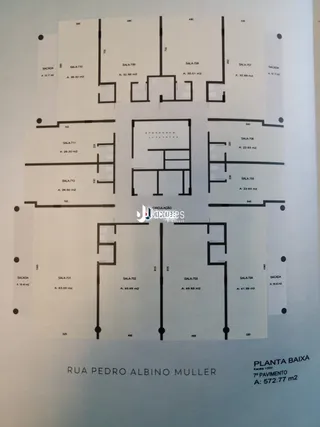 Planta baixa de um imóvel na Rua Pedro Albino Muller em Lajeado.