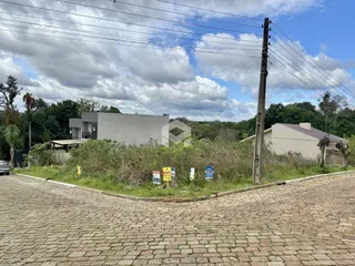 Vista da fachada de uma residência em Lajeado, Brasil.