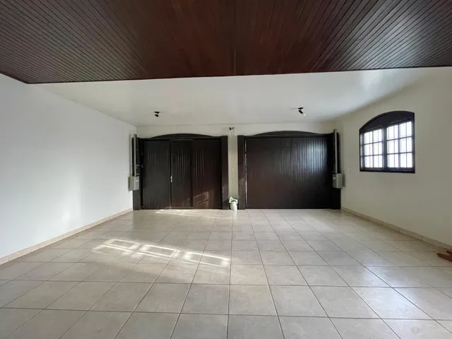 Casa com 4 dormitórios, foto 4