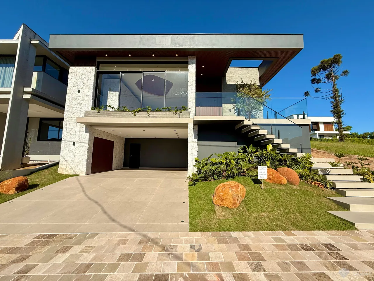 Casa com 3 dormitórios, foto 1