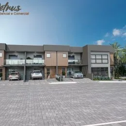 Fachada de um prédio residencial em Lajeado, Brasil.