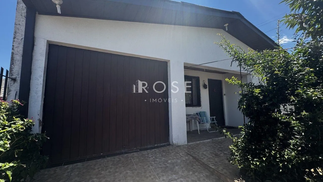 Casa com 4 dormitórios, foto 1