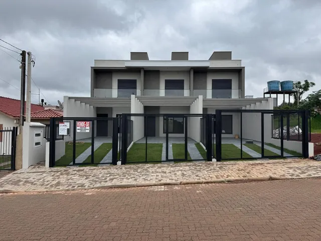 Sobrado com 2 dormitórios
