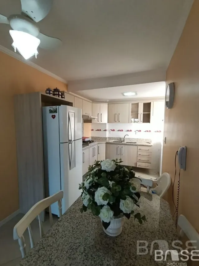 Apartamento com 2 dormitórios, foto 4