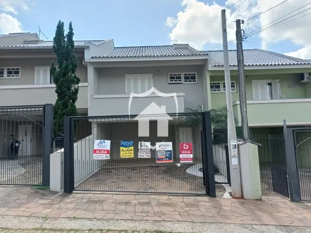 Sobrado com 3 dormitórios
