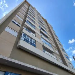 Fachada de um prédio residencial em Lajeado, Brasil.
