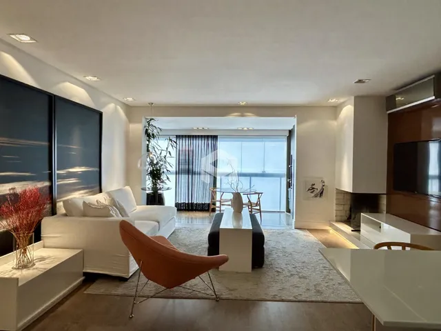 Apartamento com 2 dormitórios