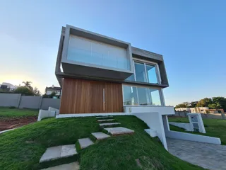Casa com 3 dormitórios, foto 1
