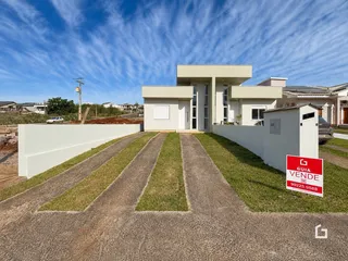 Casa geminada com 2 dormitórios, foto 1