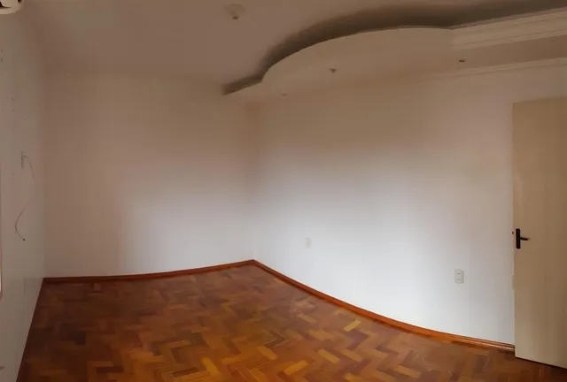 Casa com 4 dormitórios, foto 3